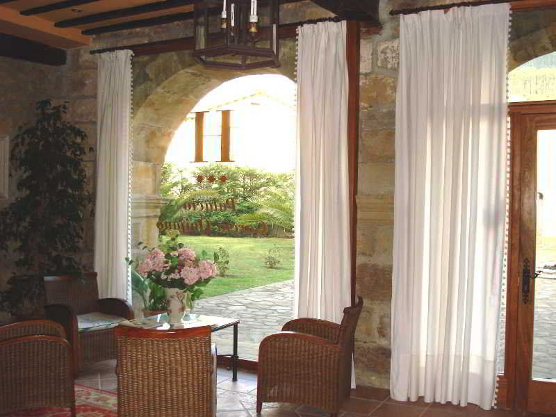 Hotel Palacio Garcia Quijano Corrales De Buelna Eksteriør billede