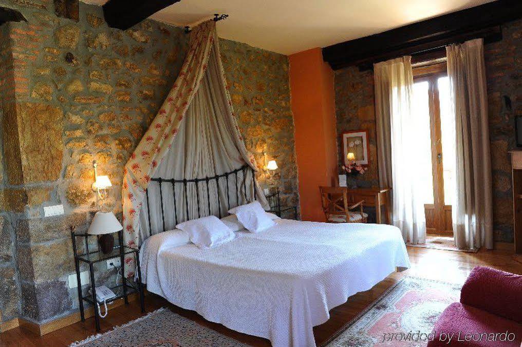 Hotel Palacio Garcia Quijano Corrales De Buelna Eksteriør billede