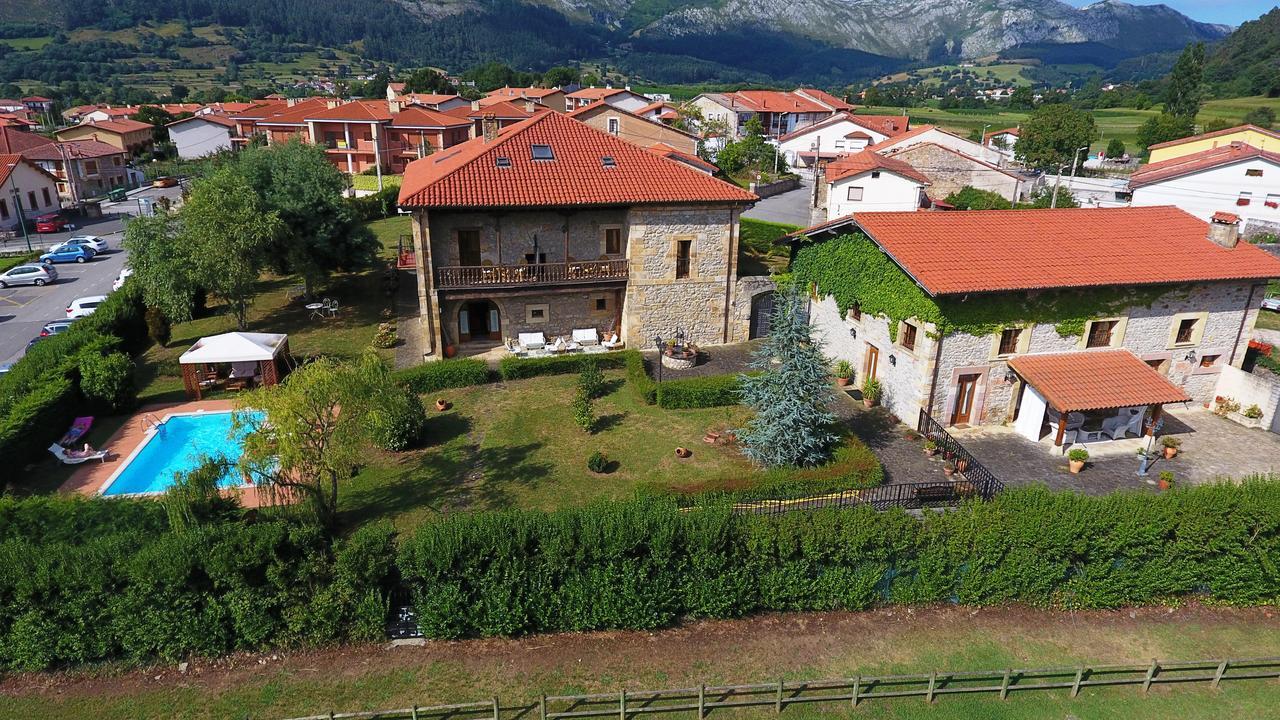 Hotel Palacio Garcia Quijano Corrales De Buelna Eksteriør billede