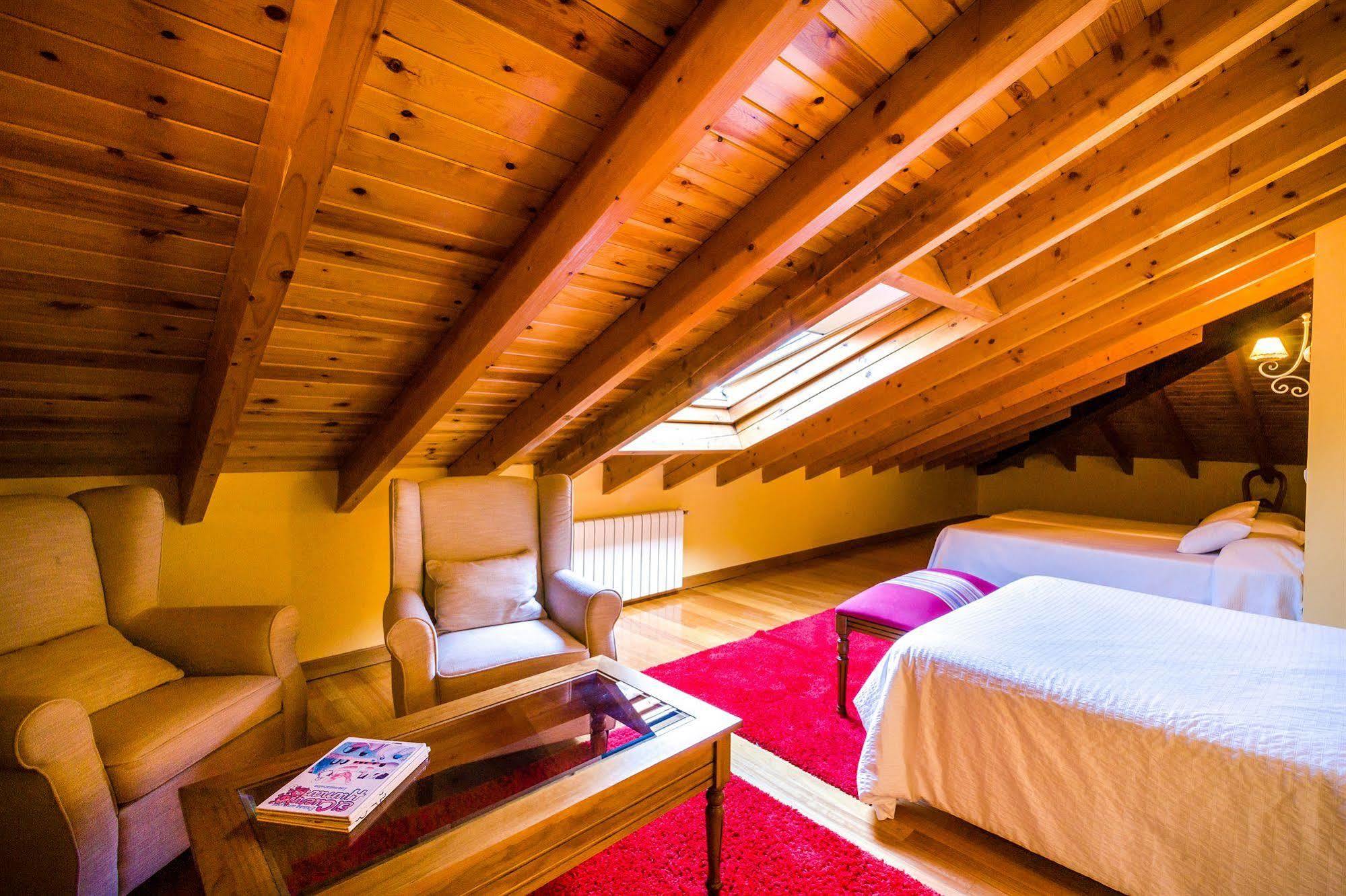 Hotel Palacio Garcia Quijano Corrales De Buelna Eksteriør billede