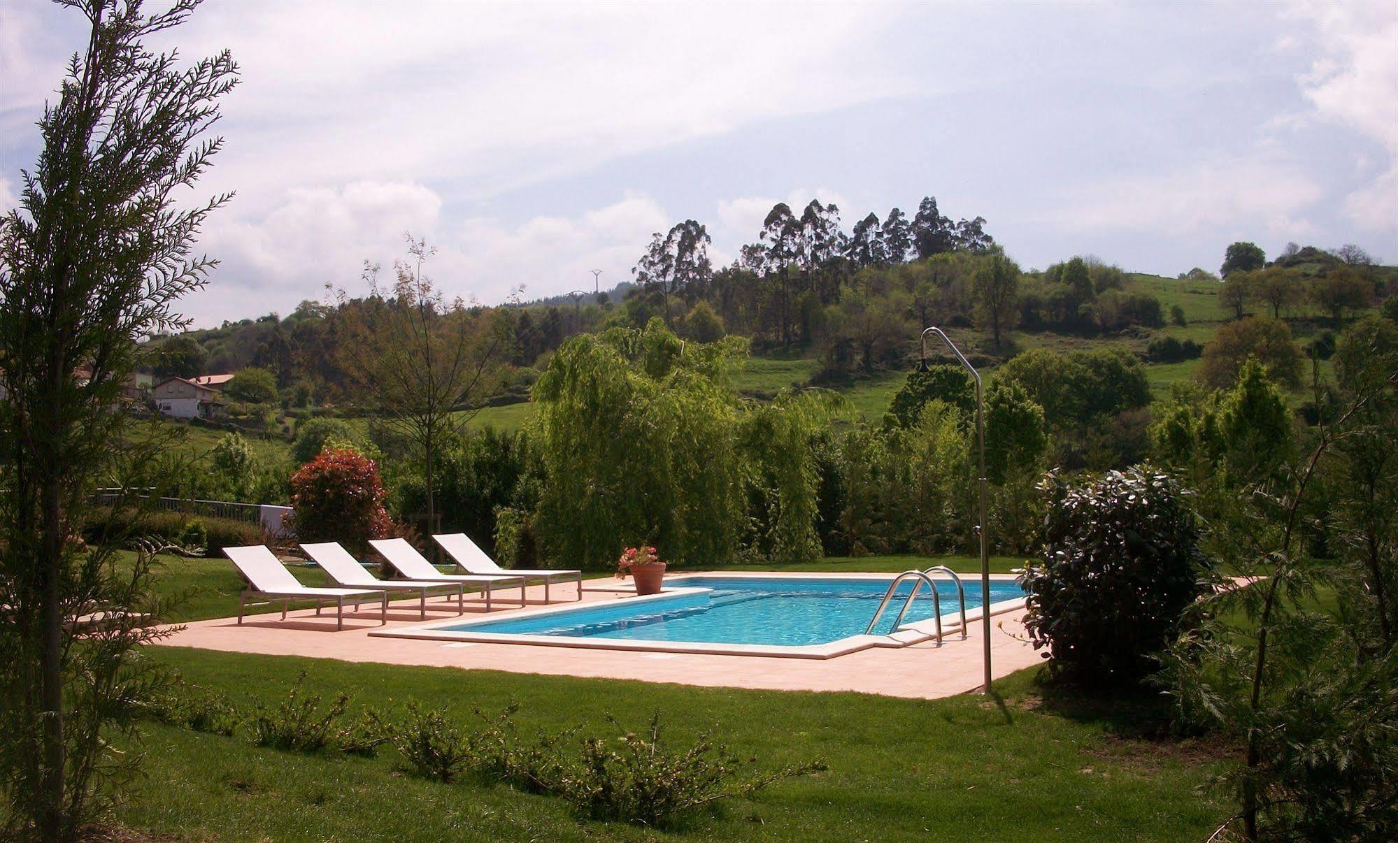 Hotel Palacio Garcia Quijano Corrales De Buelna Eksteriør billede